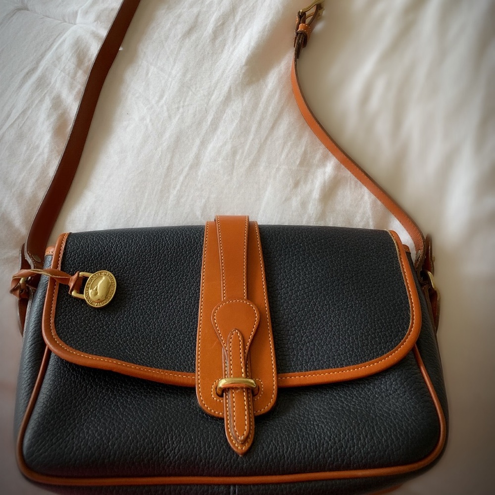 Dooney and Bourke Original Authentic AWL Purse.